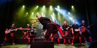 Red Hot Chilli Pipers Image